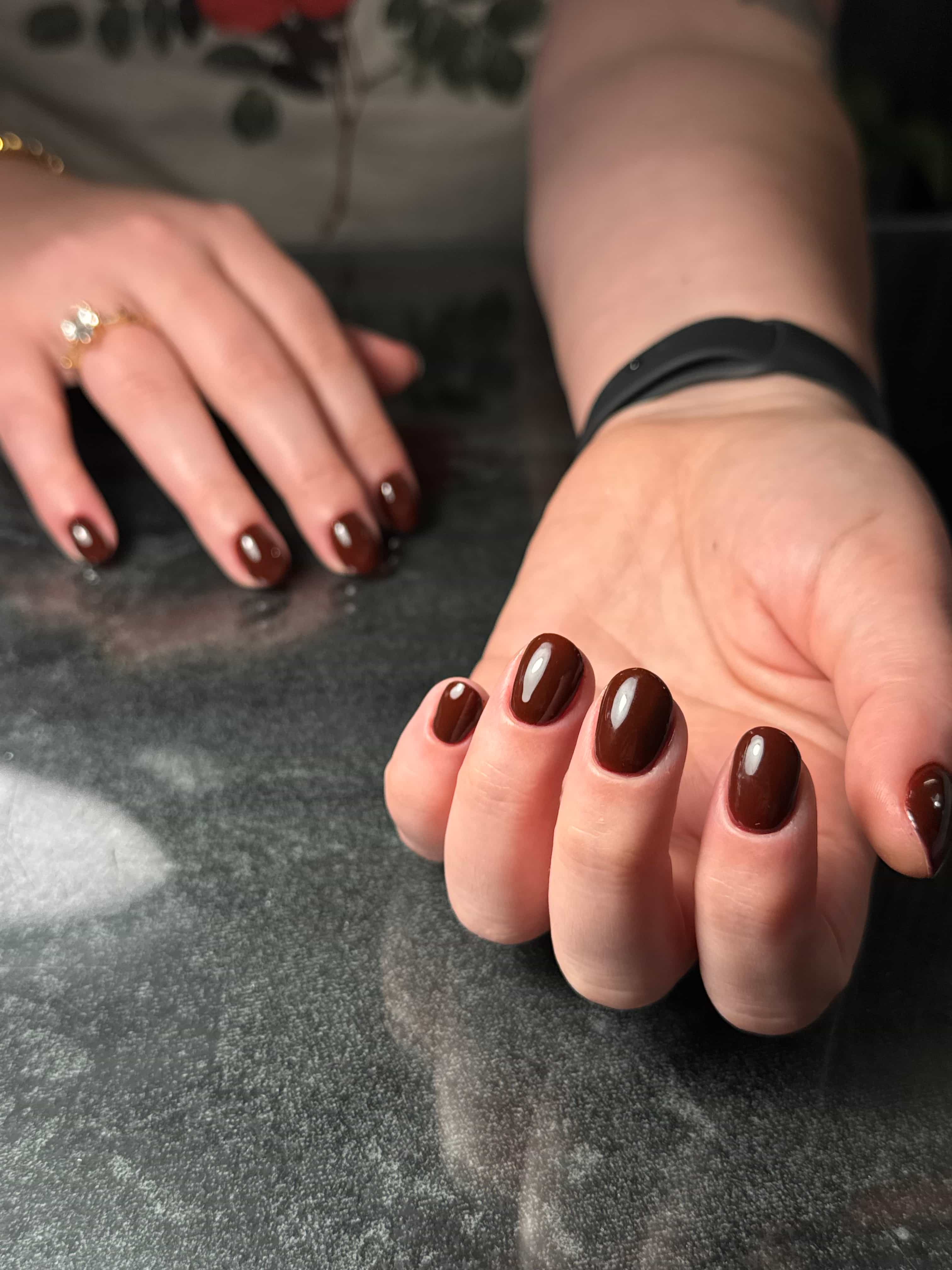 Комбиниран маникюр с гел лак